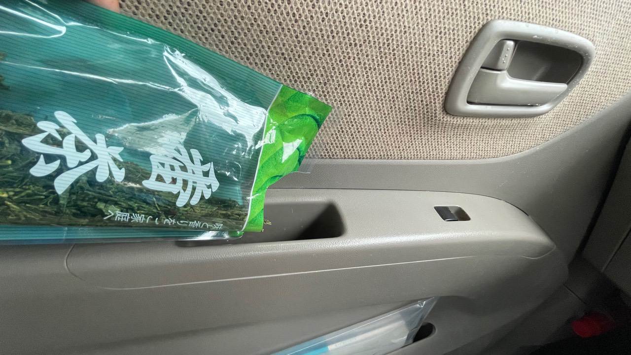 タバコ臭が酷い車の臭い消しにチャレンジ 手ぶらでｇｏ